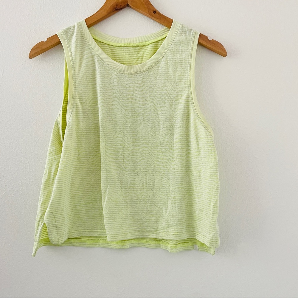 Lululemon Train to Be Tank Top Ripple Wave Lemon Sorbet / Highlight Yellow